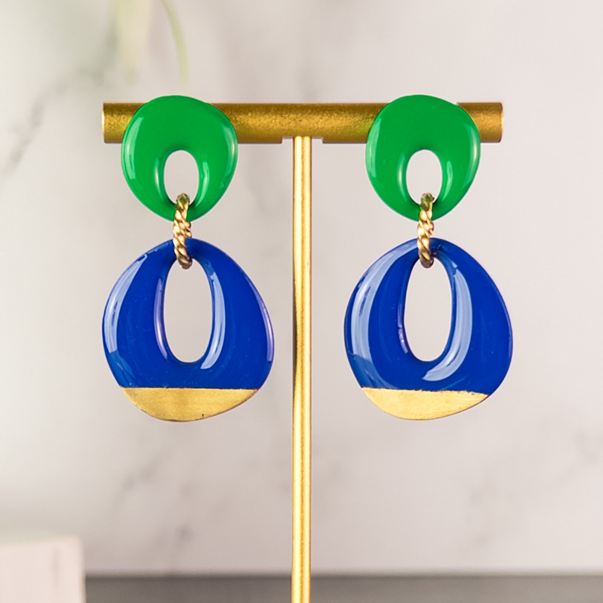 Brooke Circle Dangle Earrings
