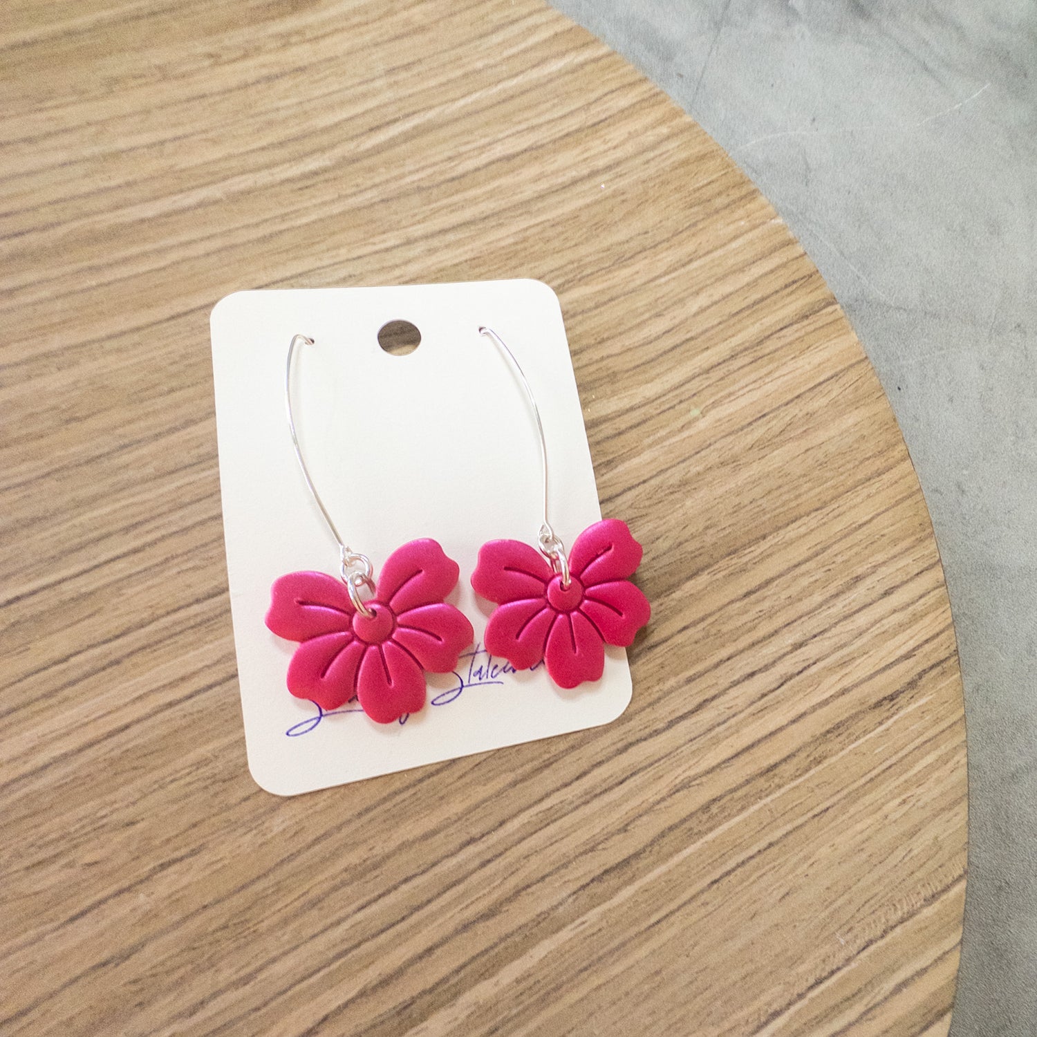 stunning statements hanging flower lightweight clay earrings