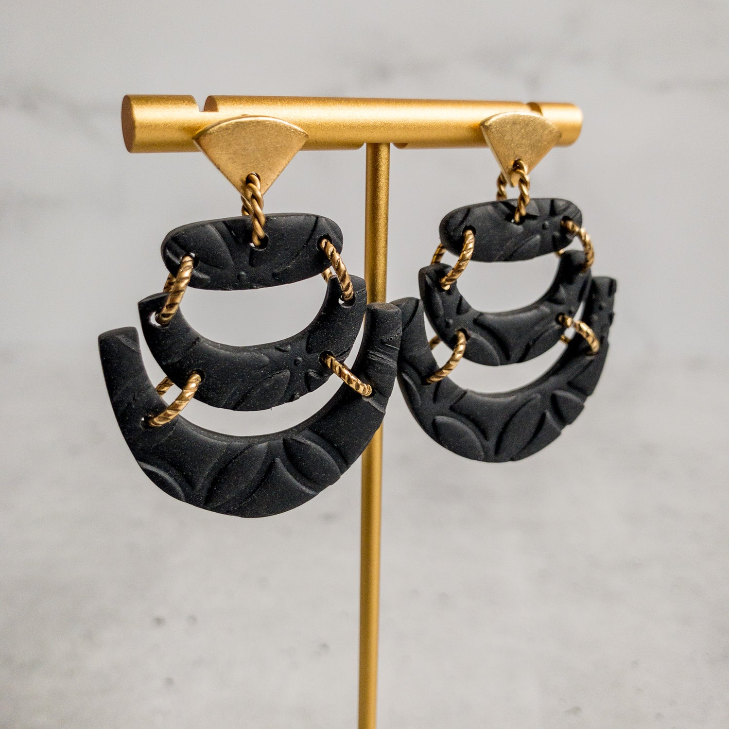 stunning statements clay lightweight bright colorful textured spring summer gold black mia dangle earrings